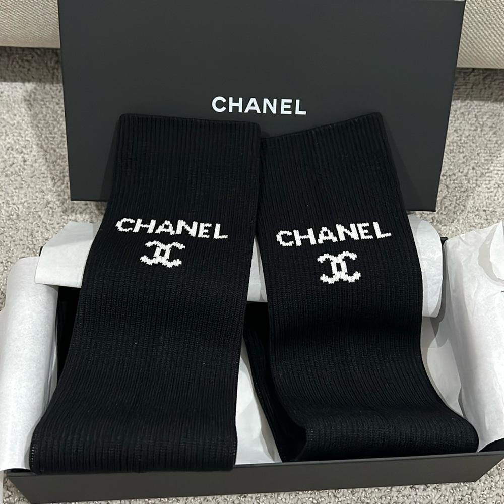 Chanel leg warmer limited